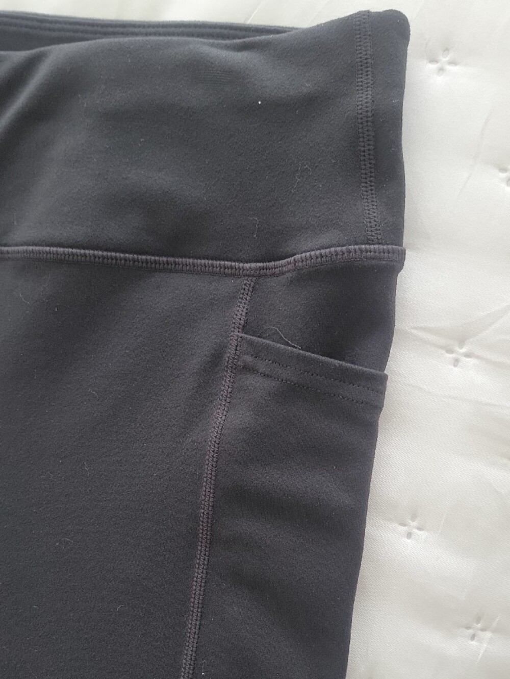Skechers Go Walk Women’s Black  Active Pants Cropped, L - Picture 3 of 5